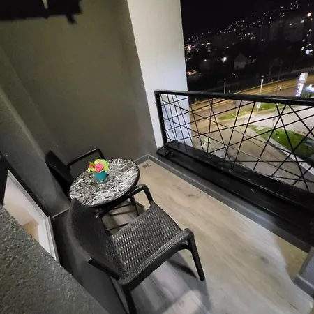 Apartman Frki Iii * سراييفو